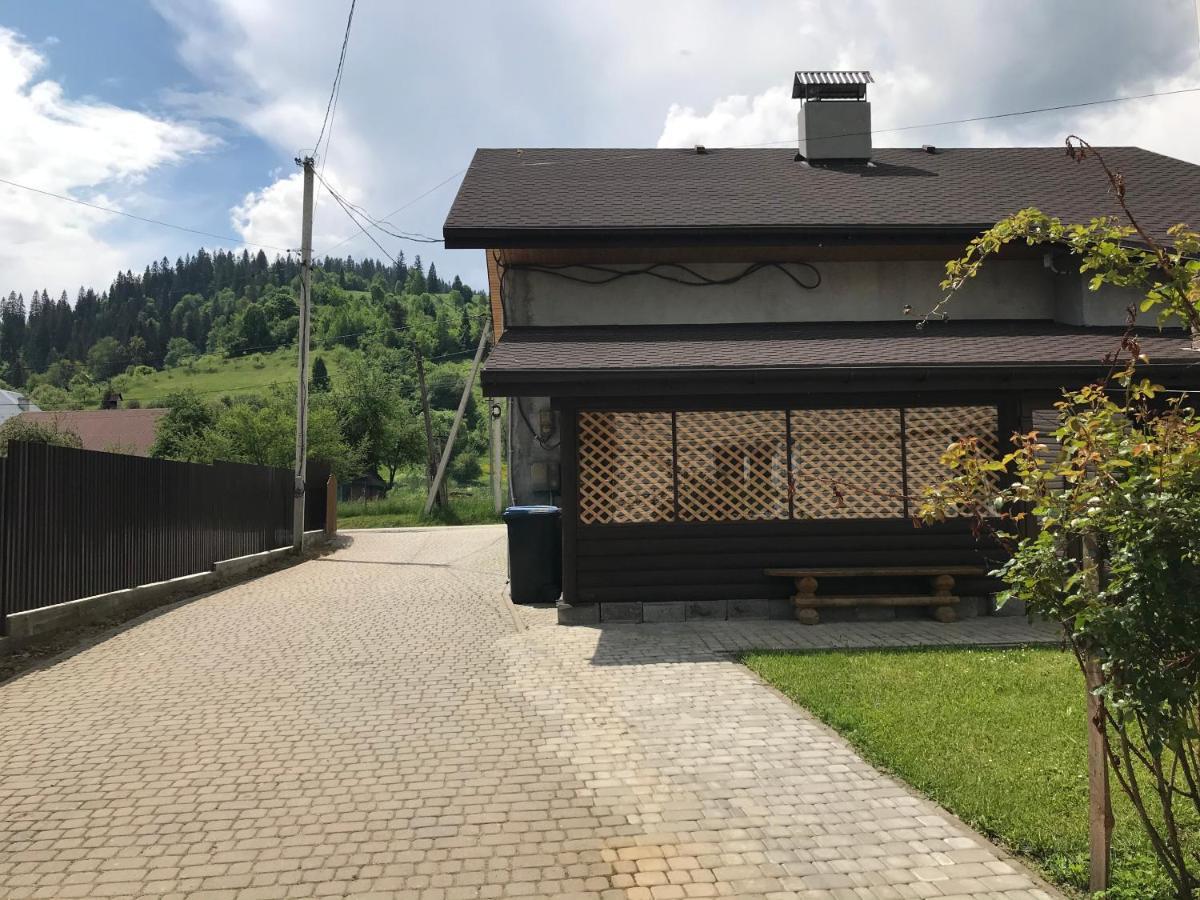 Villa Артемів Двір Slavske Exterior foto