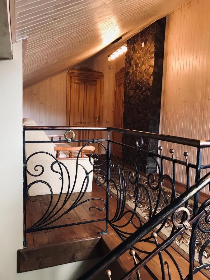 Villa Артемів Двір Slavske Exterior foto